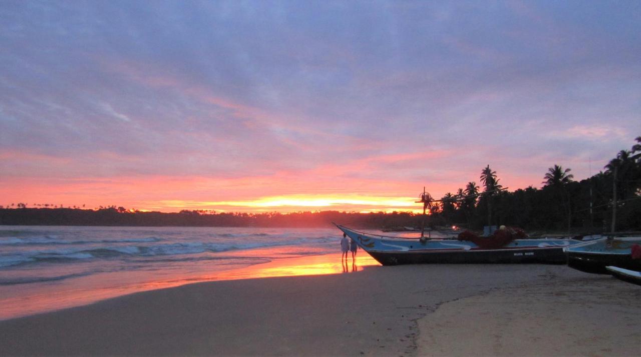 Isana Beach House Tangalle Exterior foto