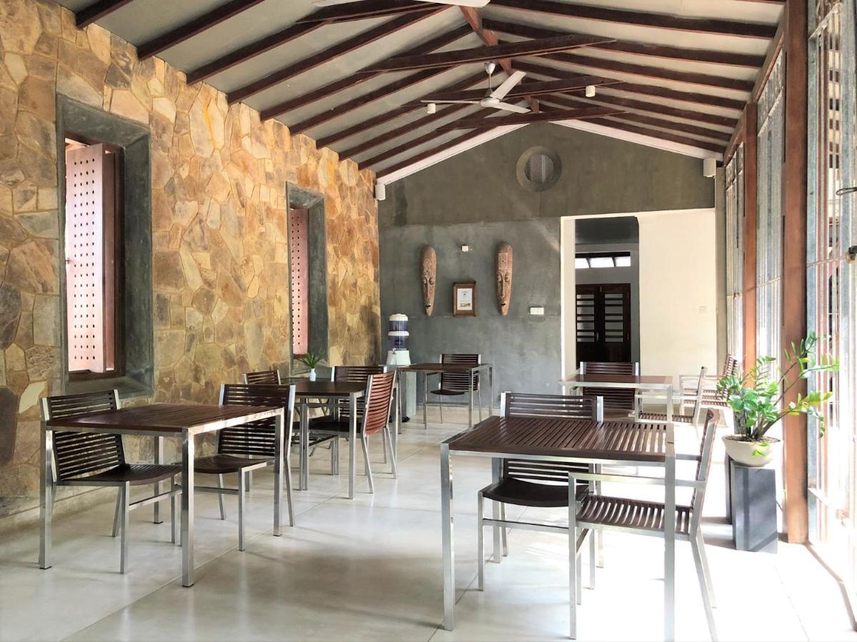 Isana Beach House Tangalle Exterior foto